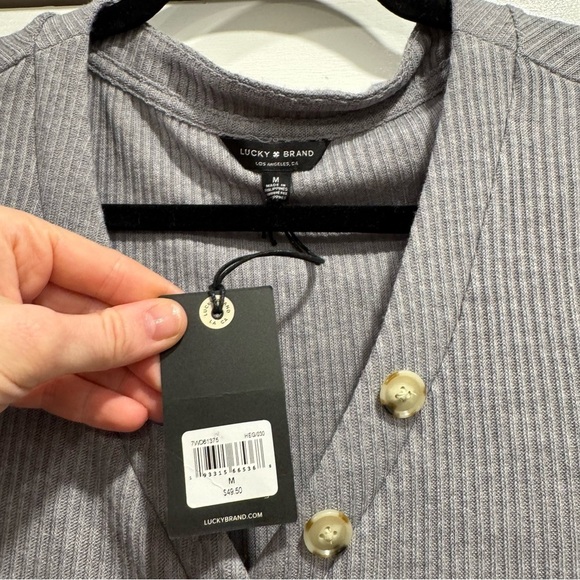 NWT Womens Lucky Brand Long Sleeve Ribbed Henley Heather Grey Medium boho staple - Picture 9 of 11